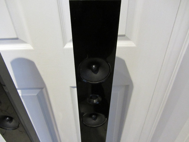 Samsung Tower Speakers Model PS-ET3-1 Surround Sound Set Of 2 in Speakers in Oakville / Halton Region - Image 3