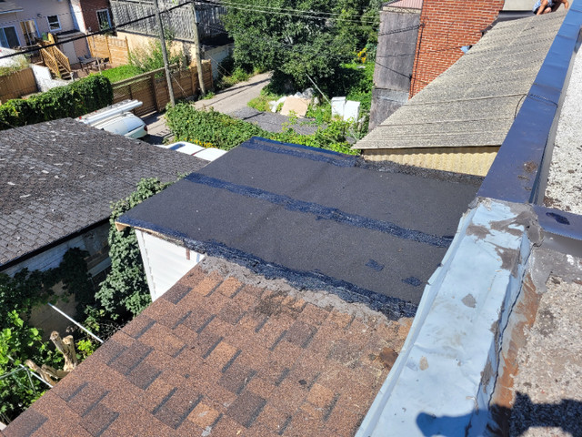 Gouttière soffite fascia toiture mur fenêtre réparation fuite in Roofing in City of Montréal - Image 3