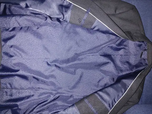 Dark Blue Mens Blazer in Men's in City of Toronto - Image 5