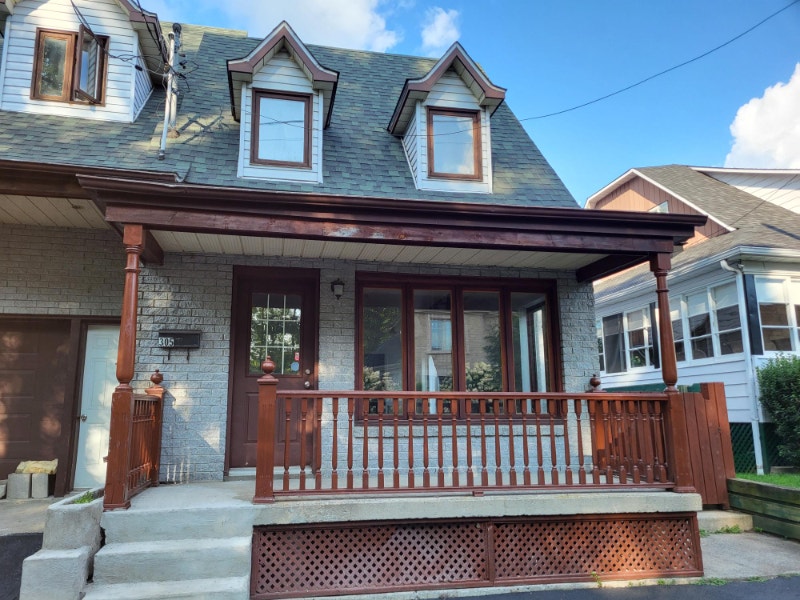 Superbe grand 3 et demi sur 2 étages bord de l'eau laval ouest