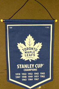 Toronto Maple Leafs Stanley Cup banner / pennant