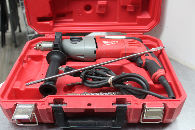 Milwaukee 1/2" Hammer Drill, Bits and Case in Power Tools in Peterborough - Image 3
