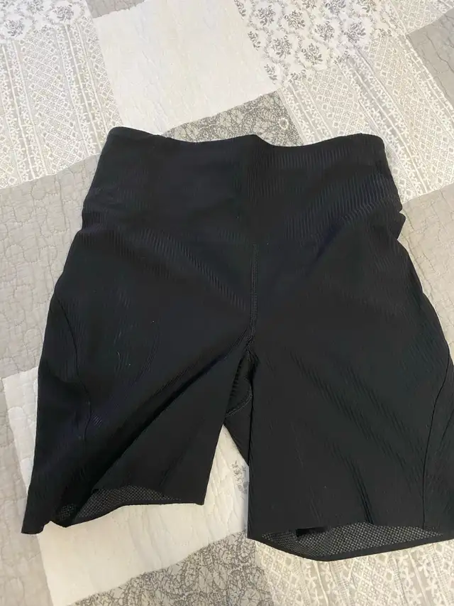 Lululemon Biker shorts in Women's - Bottoms in City of Toronto - Image 3