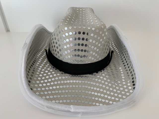 Emerson. Go Boldly: 4 Cowboy/Cowgirl Hats With Lights in Multi-item in Calgary - Image 4