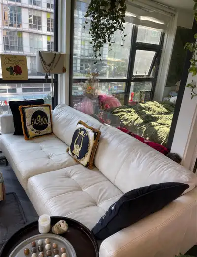 Walking distance to Sunset Beach, Coal Harbour, English Bay, Yaletown, Marinaside and all the city h...
