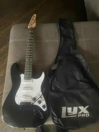 Lyx Pro Stratocaster Guitar, View more