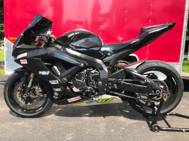 2008 GSXR 600 track bike . Skip the street, have some FUN!! in Sport Bikes in Oakville / Halton Region - Image 2