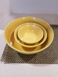Three Serving Bowls & Six Appetizer Mini Dish