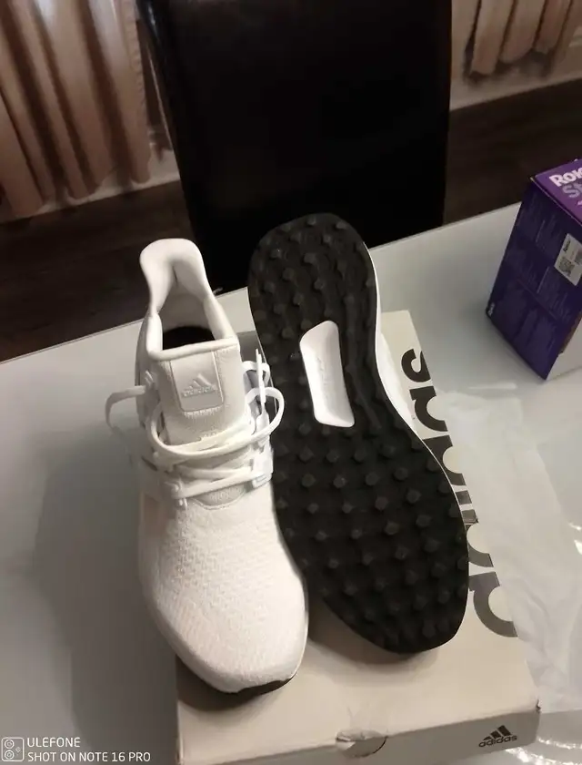 BNIB MEN'S ADIDAS UBOUNCE DNA ALPHASKIN in Men's Shoes in Kitchener / Waterloo - Image 6