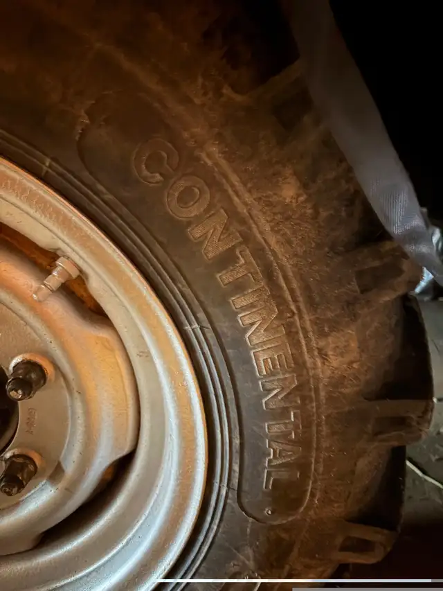 Unimog 421 Wheels in Tires & Rims in New Glasgow - Image 5