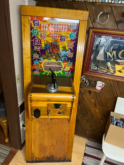 Vintage Arcade, Target Game. DALE, SIX SHOOTER 1950 by Exhibit. 6' target game with six shooter. On...