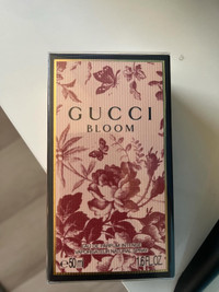 Parfum gucci bloom neuf