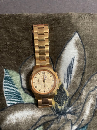 Guess rosegold watch 