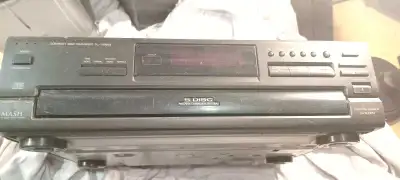 This is mash disc changer, SL-PD665 , there are lots adaptor and lots of speakers also Text only780-...