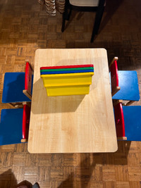 Kidkraft Star Table & Four Chairs