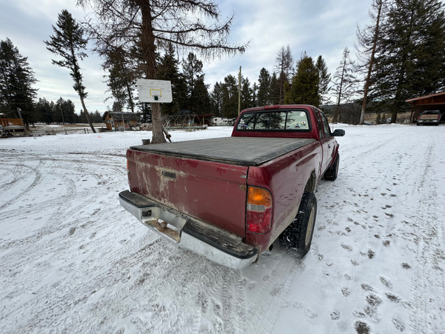 1998 Toyota tacoma in Cars & Trucks in Cranbrook - Image 4