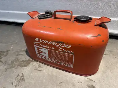 Evinrude Cruis-a-Day boat tank, a vintage piece from the late 50’s or early 60’s. This tank has a ca...