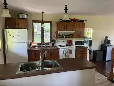 Jolie Maison ou chambre à louer à court terme pour travailleur à Rimouski, près de tous les services...