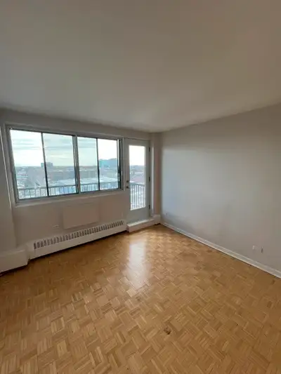 Studio Apartments For August 2025 - A louer • For Rent