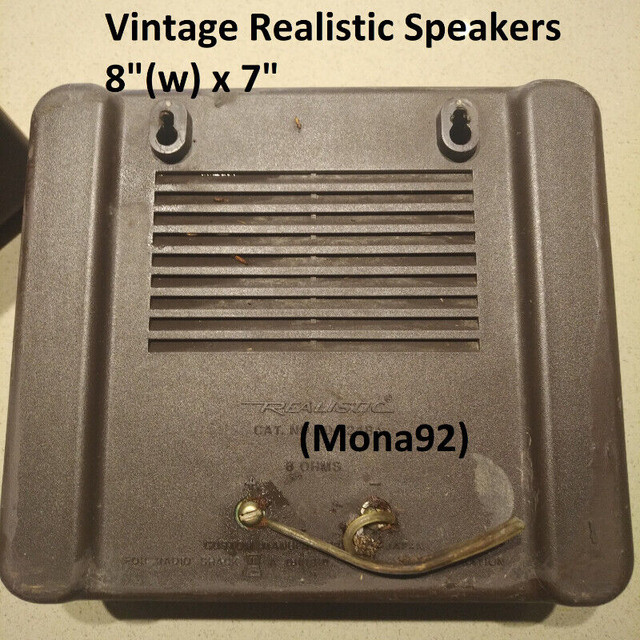 Vintage Speaker - Realistic, Wall Mounted, Pair, 8(w) x 7) in Speakers in Markham / York Region - Image 4