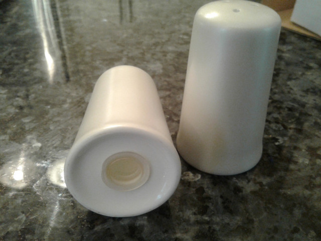 NEW Salt and Pepper white ceramic in Kitchen & Dining Wares in St. Catharines - Image 2