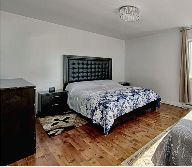 Ensemble Set de Chambre a Coucher QUEEN dans Lits et matelas  à Ville de Montréal
