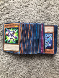 100 Yugioh cards for sale