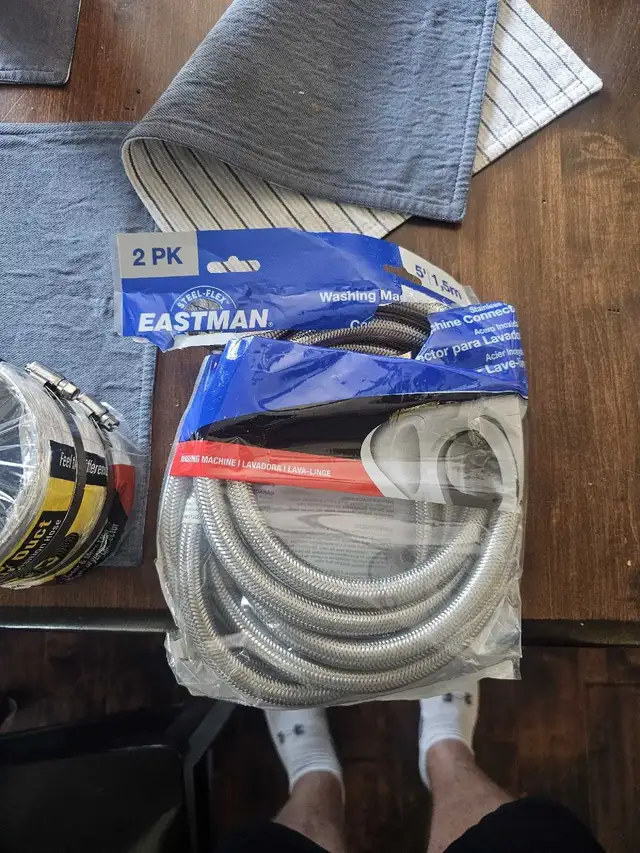 2 pack stainless steel braided washing machine hoses in Washers & Dryers in Kitchener / Waterloo - Image 2