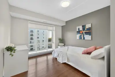 Spring/Summer sublet available from May to August for $600/month. Private ensuite bedroom with your...