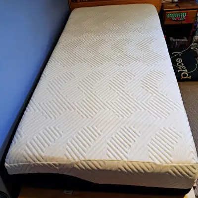 Twin XL Hybrid Mattress 12 Inch thick - Bamboo Charcoal and Aloe, View more