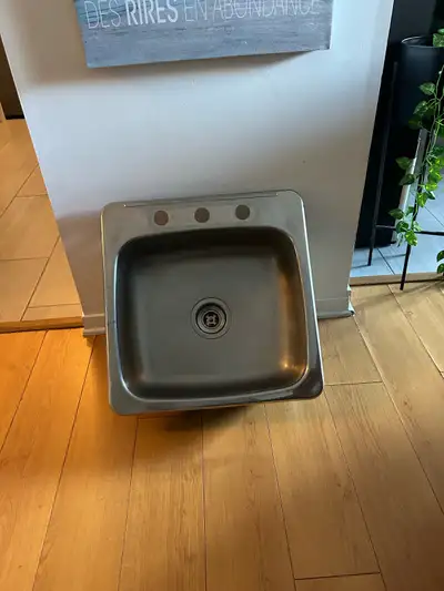 Évier en acier inoxydable, View more