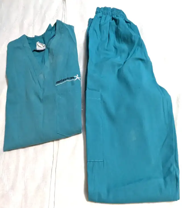 Scrub Tops and Bottoms in Men's in City of Toronto - Image 9