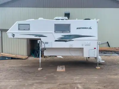 2019 Northern Lite 10-2 Truck Camper. In excellent condition. Comes with happy jacks, shackles, exte...