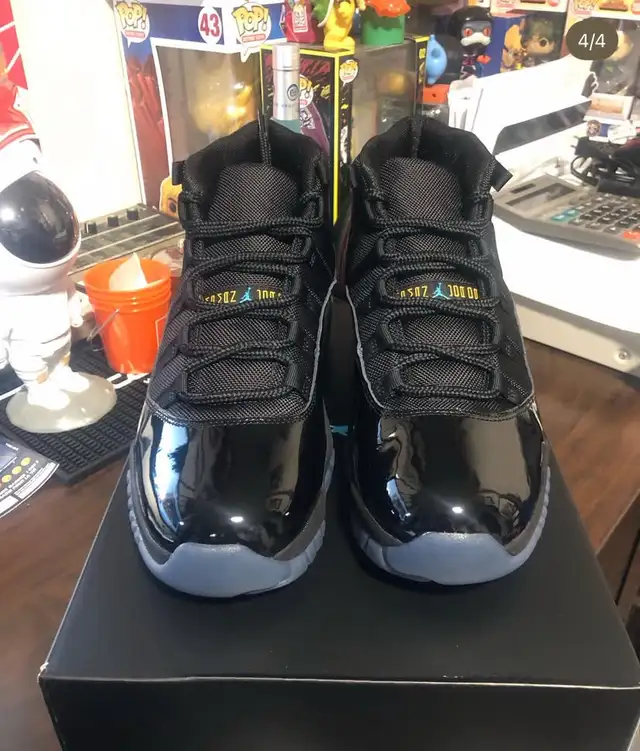 Jordan 11 Retro Gamma Blue (2025)  in Men's Shoes in City of Toronto - Image 3