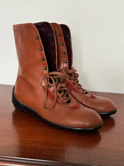 Authentic TOD'S women boots/bottes femme., View more