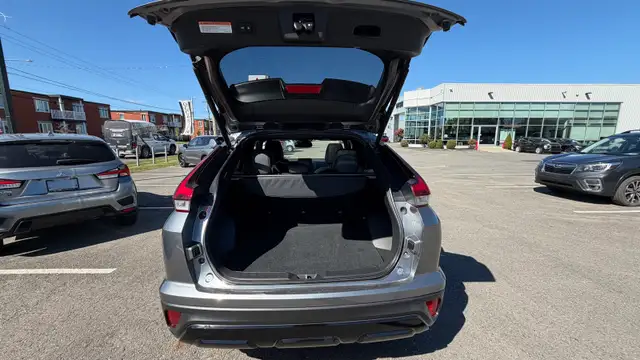 2024 Eclipse Cross Black Edition573776063450337285