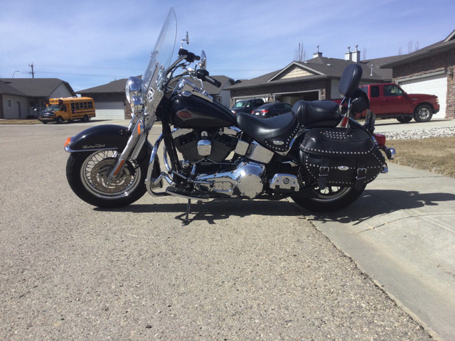 2001 Harley Davidson Heritage Softail Classic  in Street, Cruisers & Choppers in Red Deer