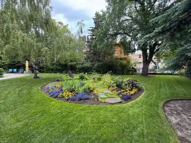 Lawn Care, Landscaping, Yard Cleanup!? Text me or Call Me! 63009266704387122