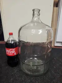 5 Gallon Glass Carboy Bottle – Mint Condition