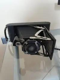 Kodak Junior SIX 16 Series 2 Vintage portable camera