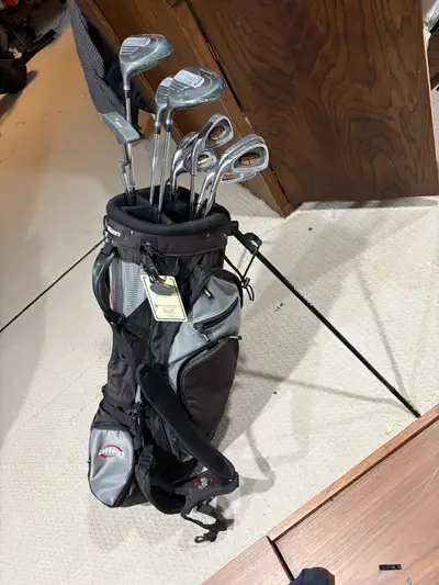 full set of men’s left handed golf clubs and bag , View more