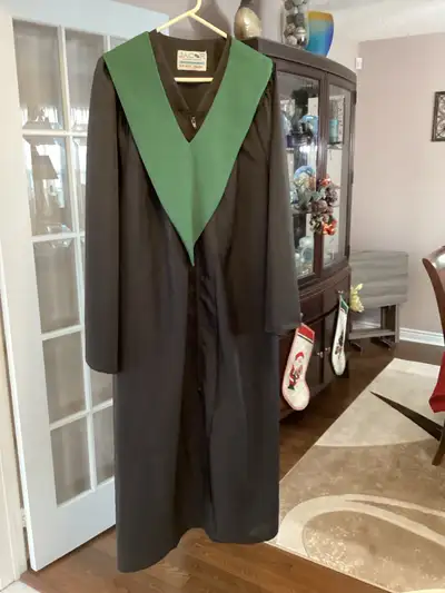 Graduation Gown - size 54 (5’9” - 5’11”), View more