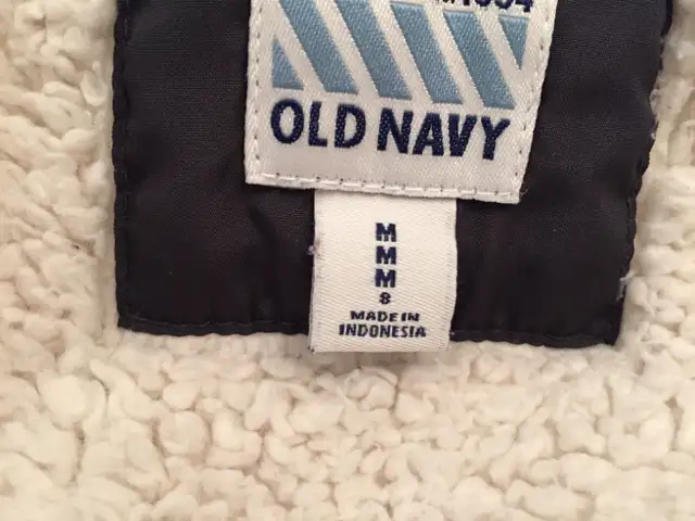 kids sz 8 Old Navy warm winter jacket READ description. in Kids & Youth in Calgary - Image 6