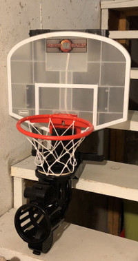 Used ”Shoot Again” Electric Basketball Set