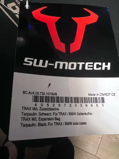 SW MOTECH TRAX MED/LG SIDECASE EXPANSION BAG W/P (BC.ALK.00.732.10700/B) New never used.