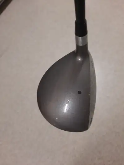 Great for beginners or for the driving arrange as well is good condition