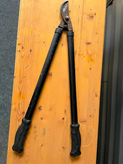 Tree branch loppers, View more