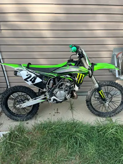 2014 kx 100 starts and runs mint! No need for it 3,500 will consider trades