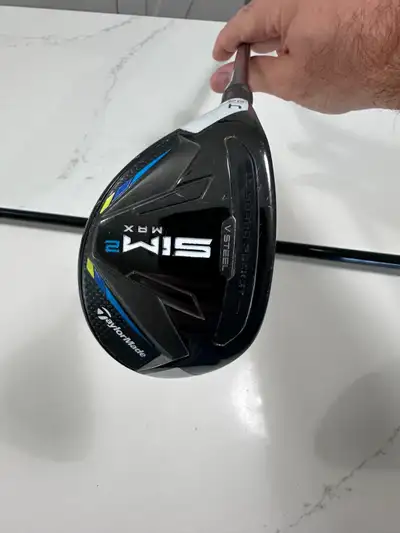 LEFT HANDED TAYLORMADE SIM 2 MAX HYBRID 4    $125, View more