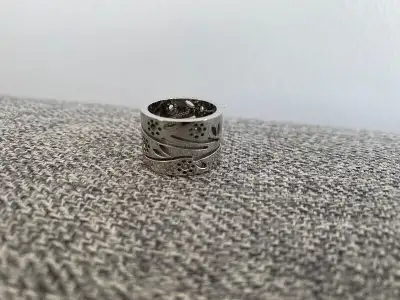 Silver ring (2 selections), View more